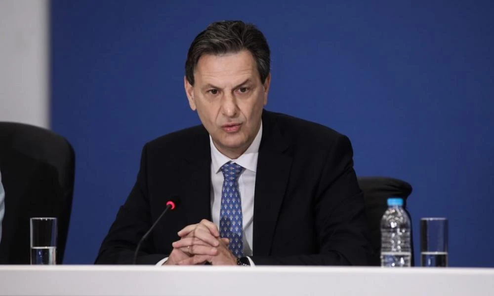 Θ. Σκυλακάκης : Να αυξήσουν τους μισθούς οι επιχειρήσεις – Δεν θα ακριβύνουν τα εισιτήρια των αστικών συγκοινωνιών στο προβλεπτό μέλλον
